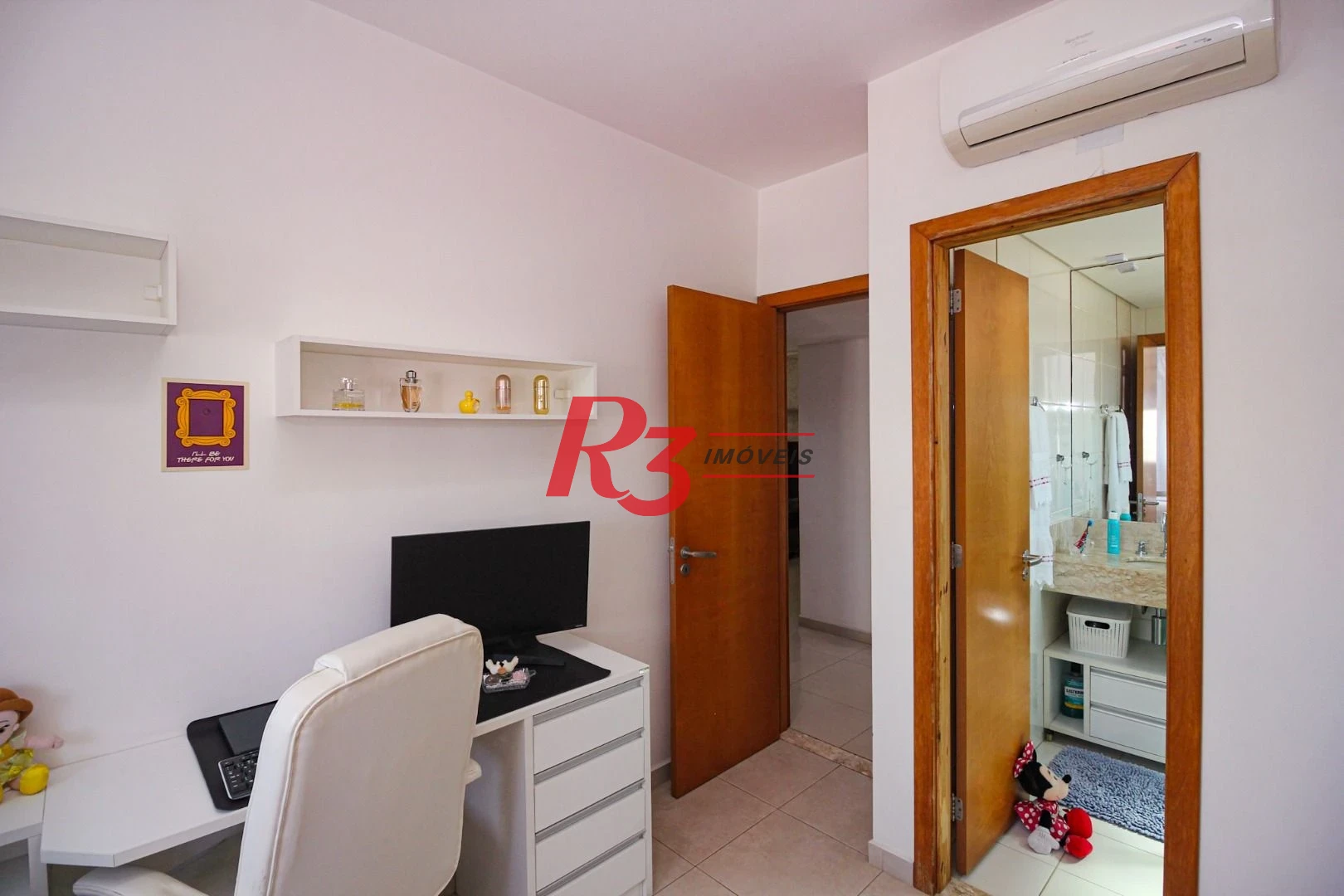 Apartamento com 4 dormitórios à venda, 191 m² por R$ 2.250.000,00 - Gonzaga - Santos/SP