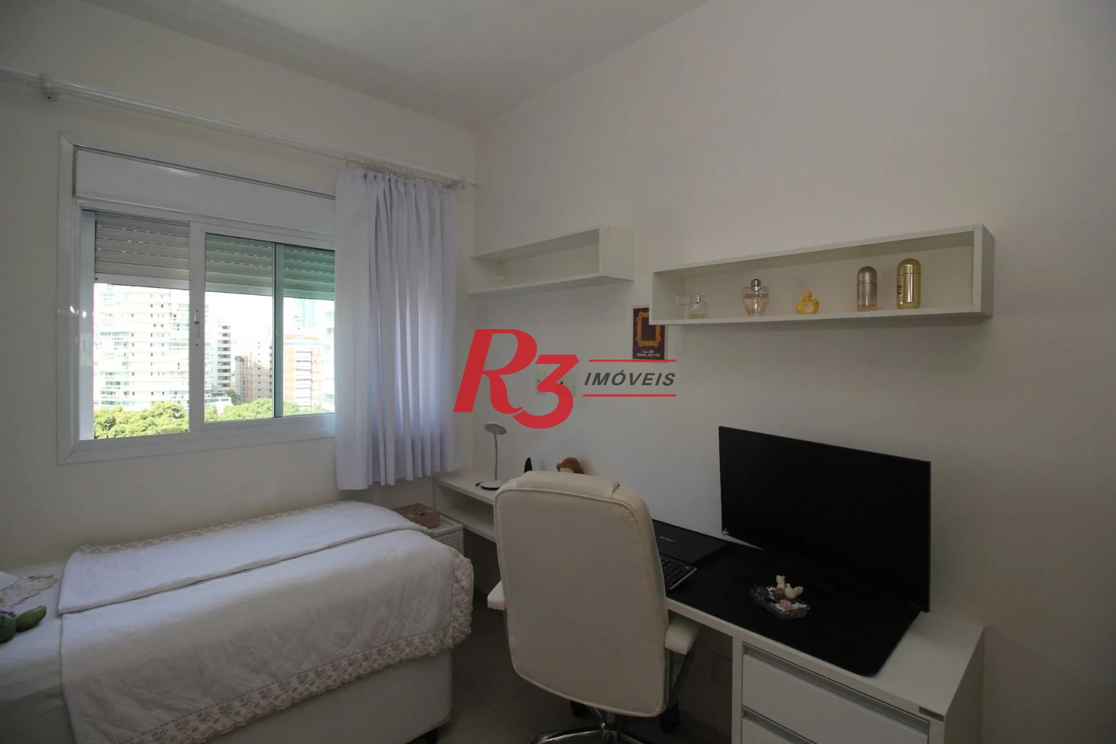 Apartamento com 4 dormitórios à venda, 191 m² por R$ 2.250.000,00 - Gonzaga - Santos/SP