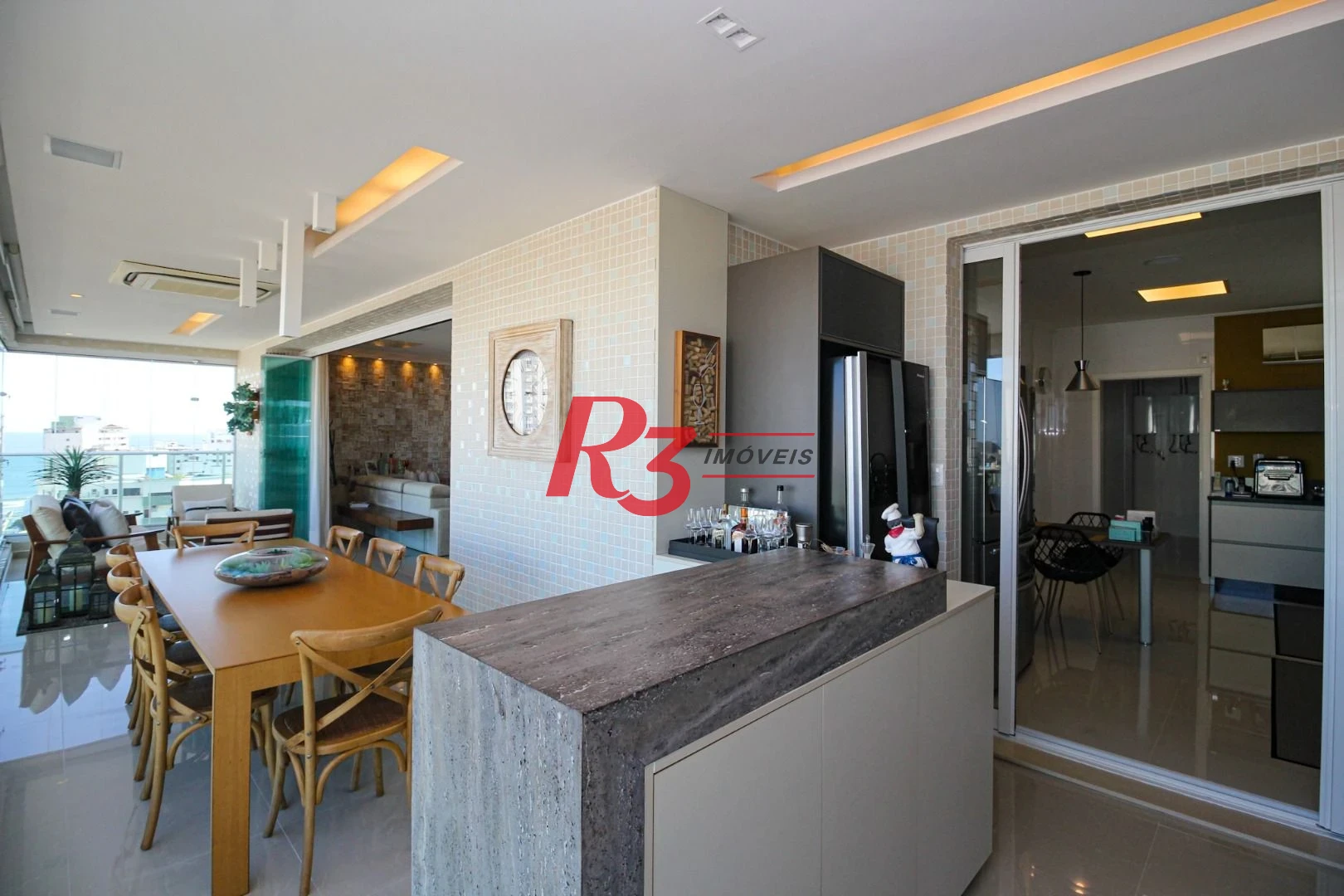 Apartamento com 4 dormitórios à venda, 277 m² por R$ 5.850.000,00 - Embaré - Santos/SP