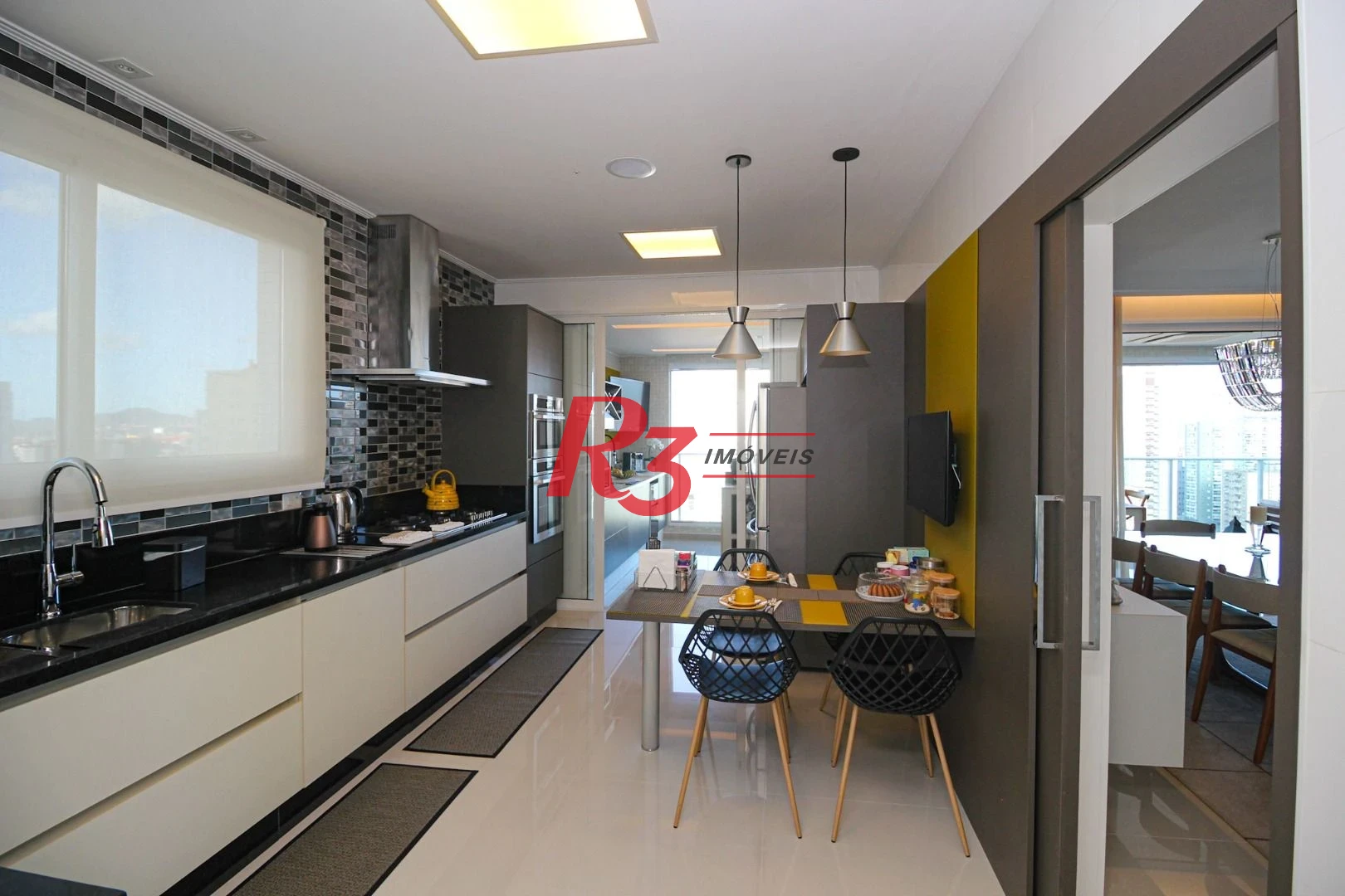 Apartamento com 4 dormitórios à venda, 277 m² por R$ 5.850.000,00 - Embaré - Santos/SP
