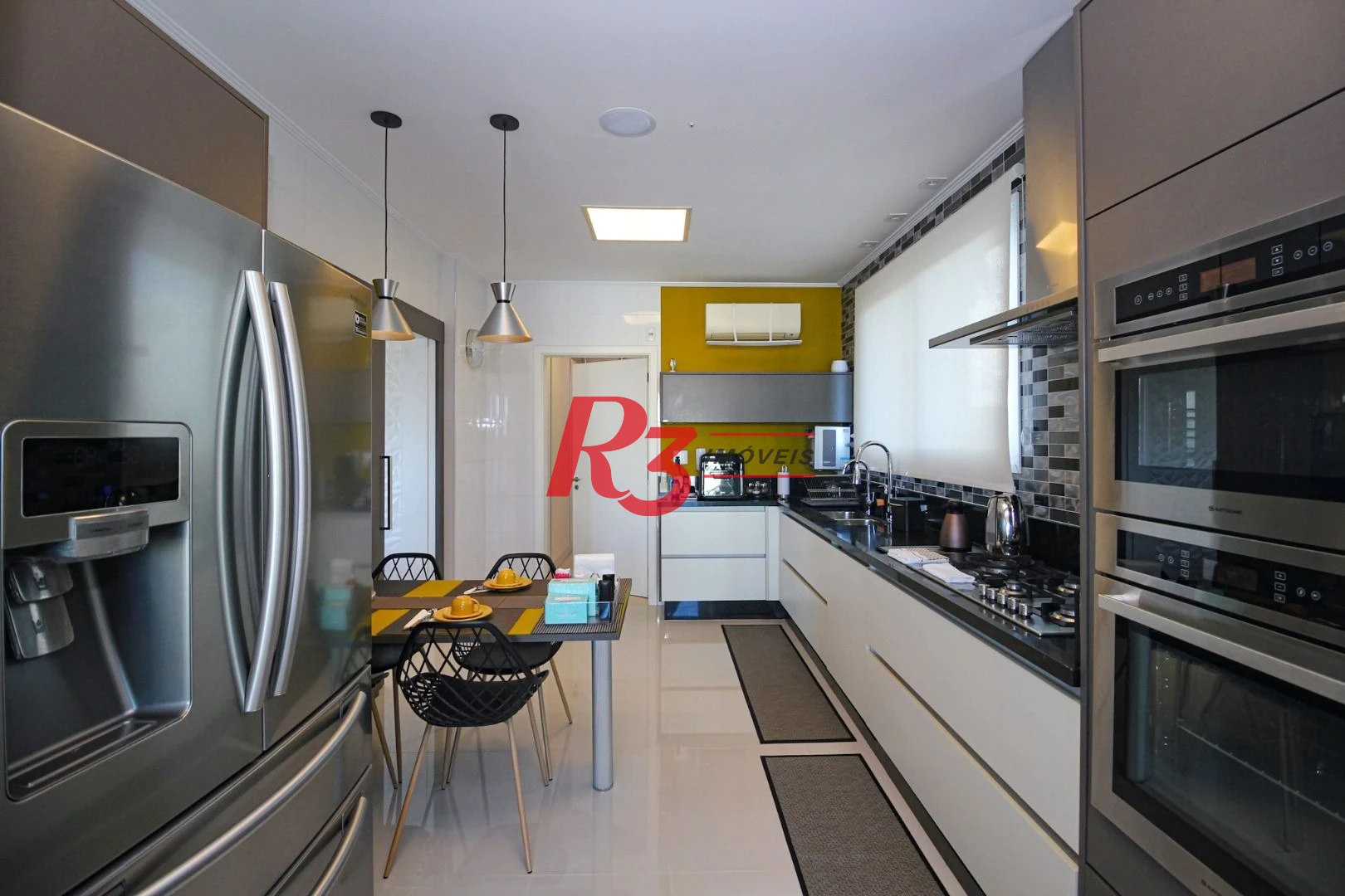 Apartamento com 4 dormitórios à venda, 277 m² por R$ 5.850.000,00 - Embaré - Santos/SP