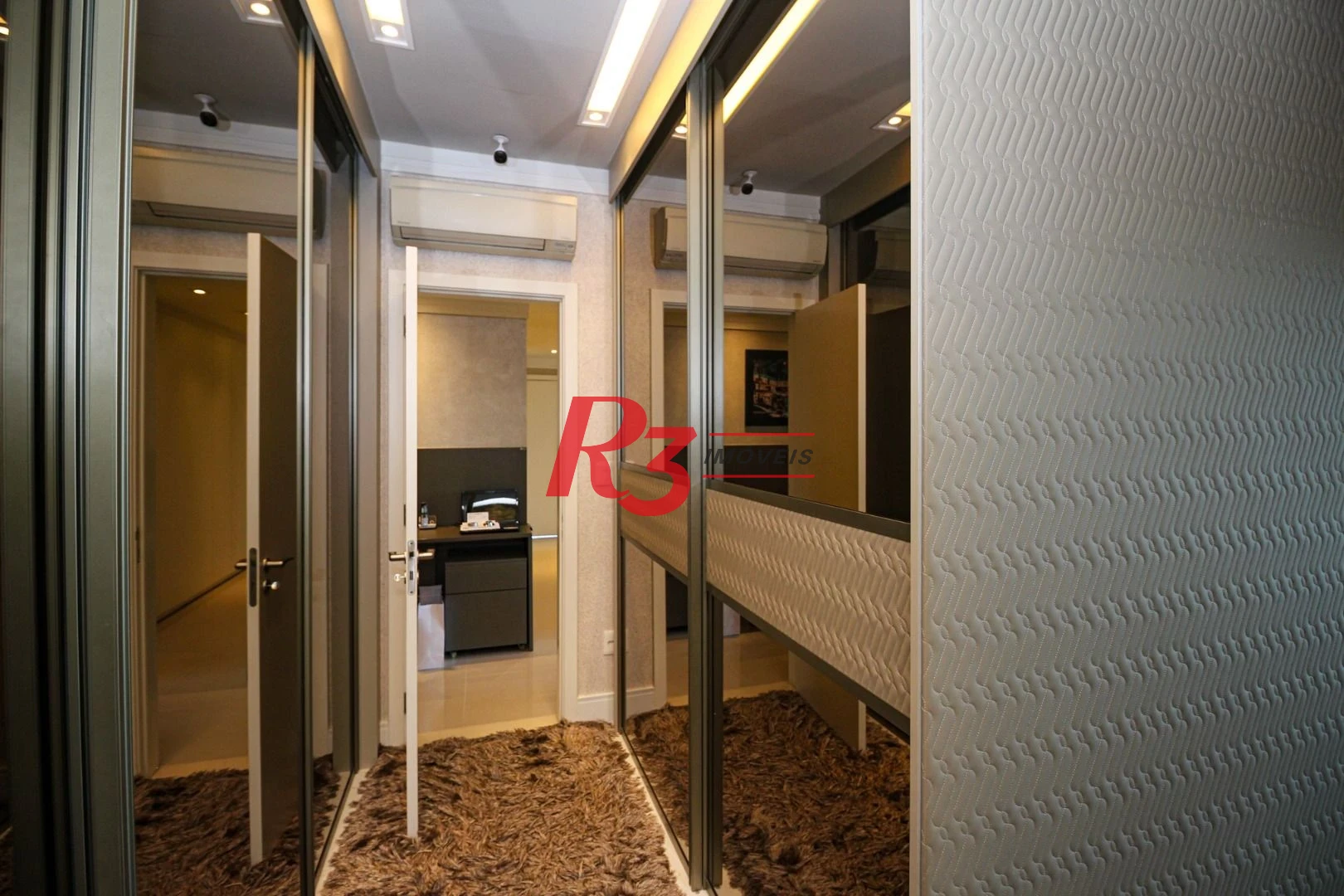 Apartamento com 4 dormitórios à venda, 277 m² por R$ 5.850.000,00 - Embaré - Santos/SP