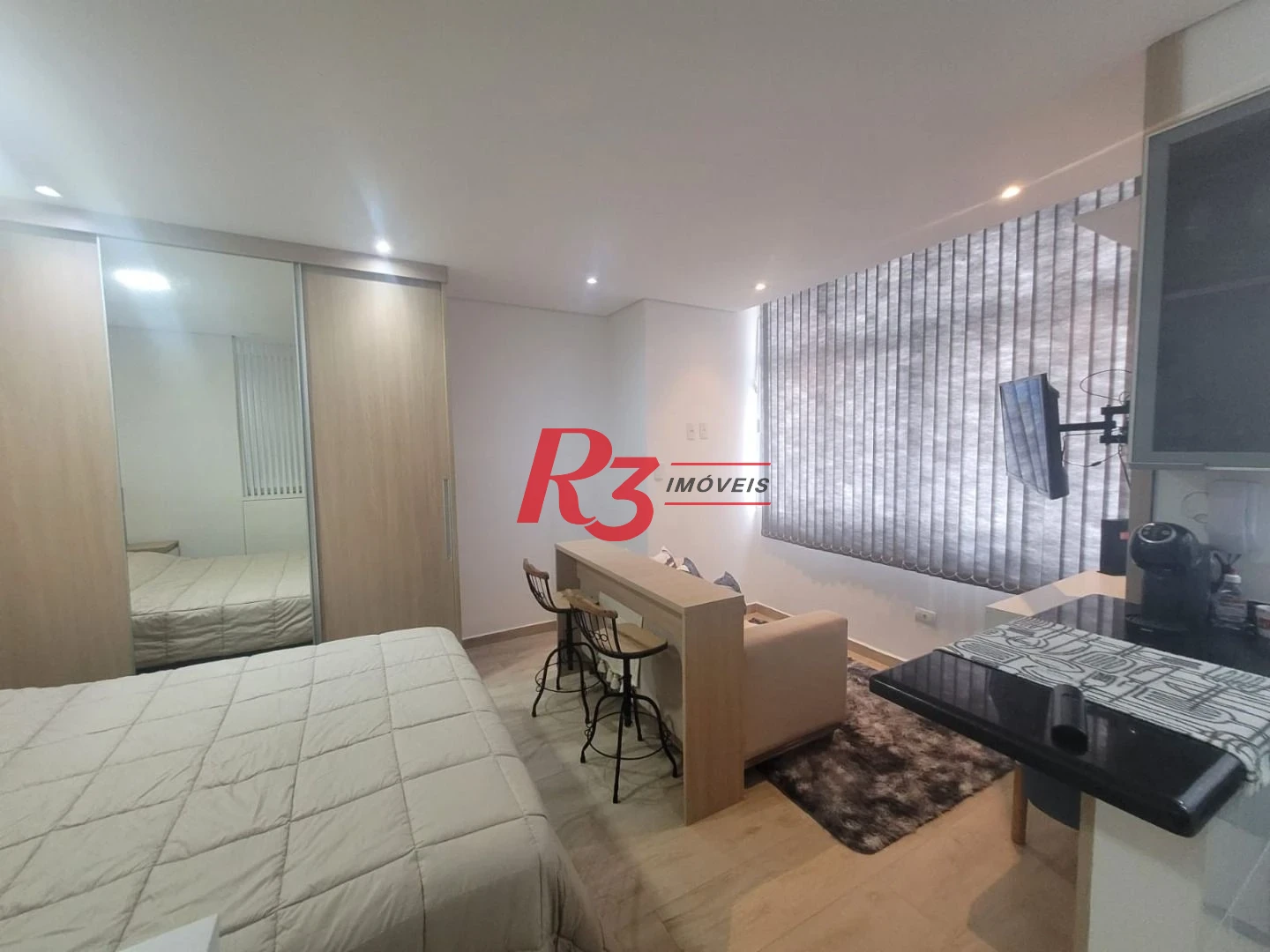 Kitnet com 1 dormitório à venda, 36 m² por R$ 319.000,00 - Aparecida - Santos/SP