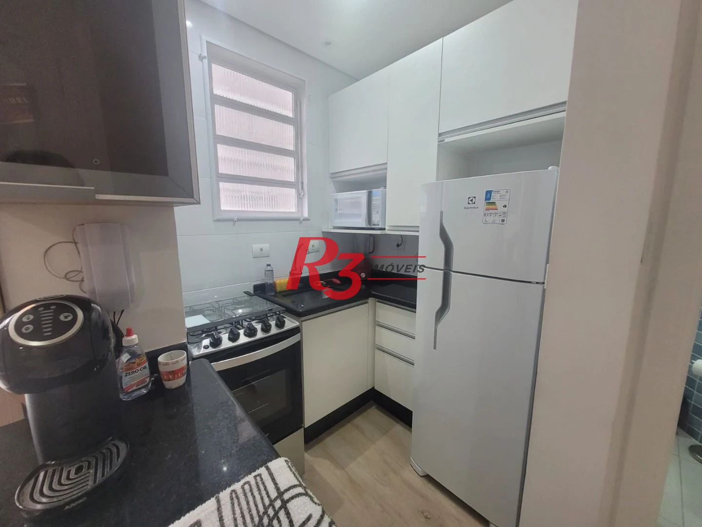 Kitnet com 1 dormitório à venda, 36 m² por R$ 319.000,00 - Aparecida - Santos/SP