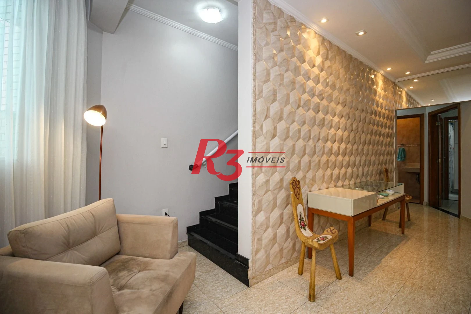 Casa com 5 dormitórios à venda, 269 m² por R$ 1.850.000,00 - Marapé - Santos/SP