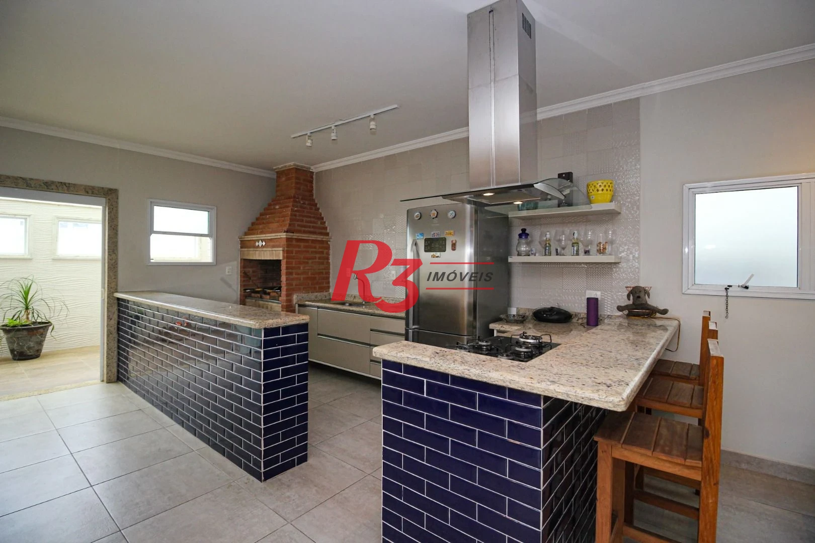 Casa com 5 dormitórios à venda, 269 m² por R$ 1.850.000,00 - Marapé - Santos/SP