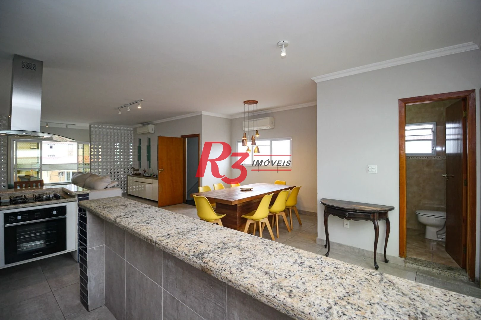 Casa com 5 dormitórios à venda, 269 m² por R$ 1.850.000,00 - Marapé - Santos/SP