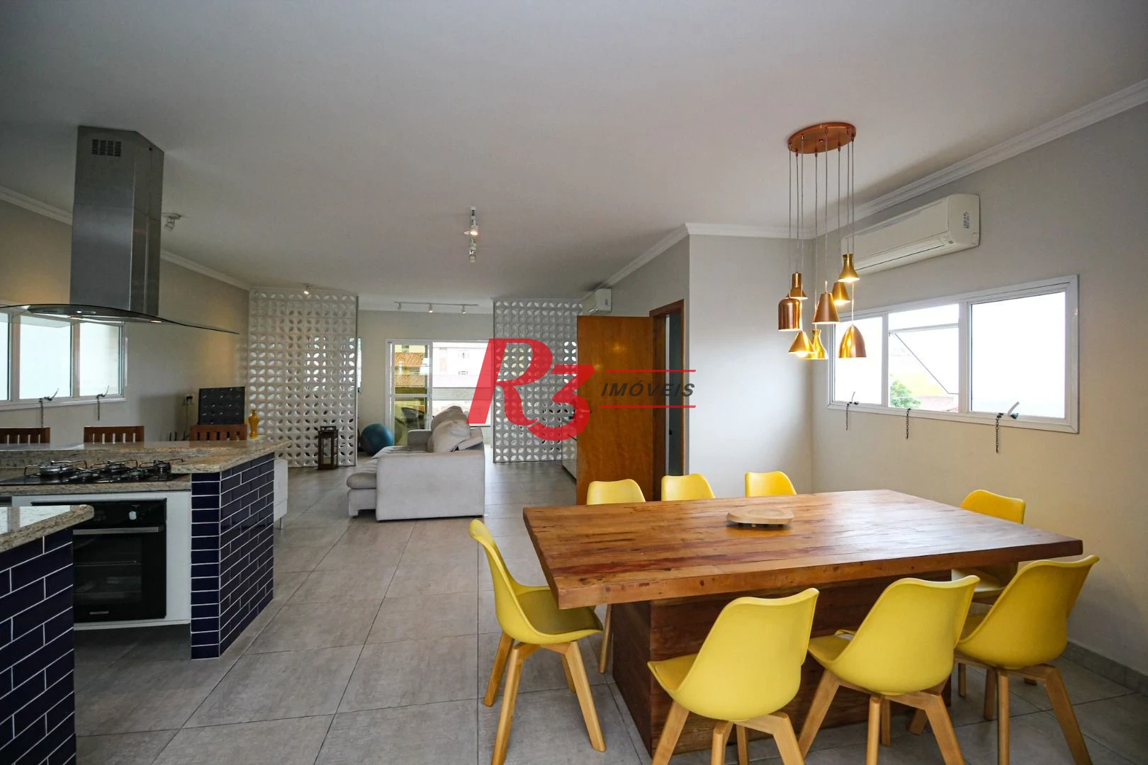 Casa com 5 dormitórios à venda, 269 m² por R$ 1.850.000,00 - Marapé - Santos/SP