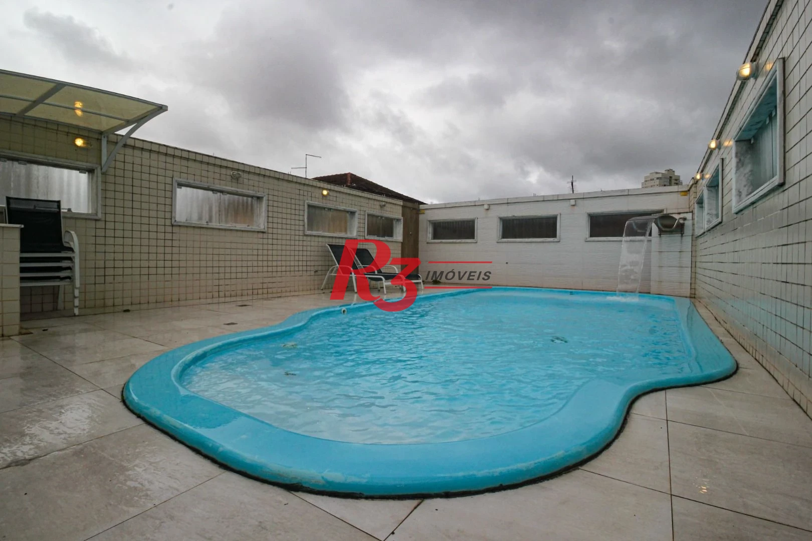 Casa com 5 dormitórios à venda, 269 m² por R$ 1.850.000,00 - Marapé - Santos/SP