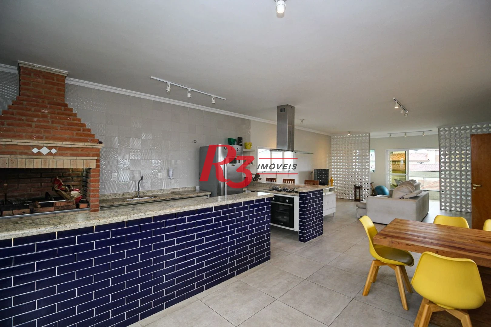 Casa com 5 dormitórios à venda, 269 m² por R$ 1.850.000,00 - Marapé - Santos/SP