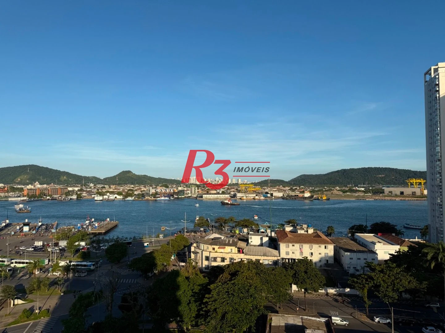 Apartamento com 2 dormitórios à venda, 65 m² por R$ 860.000,00 - Ponta da Praia - Santos/SP