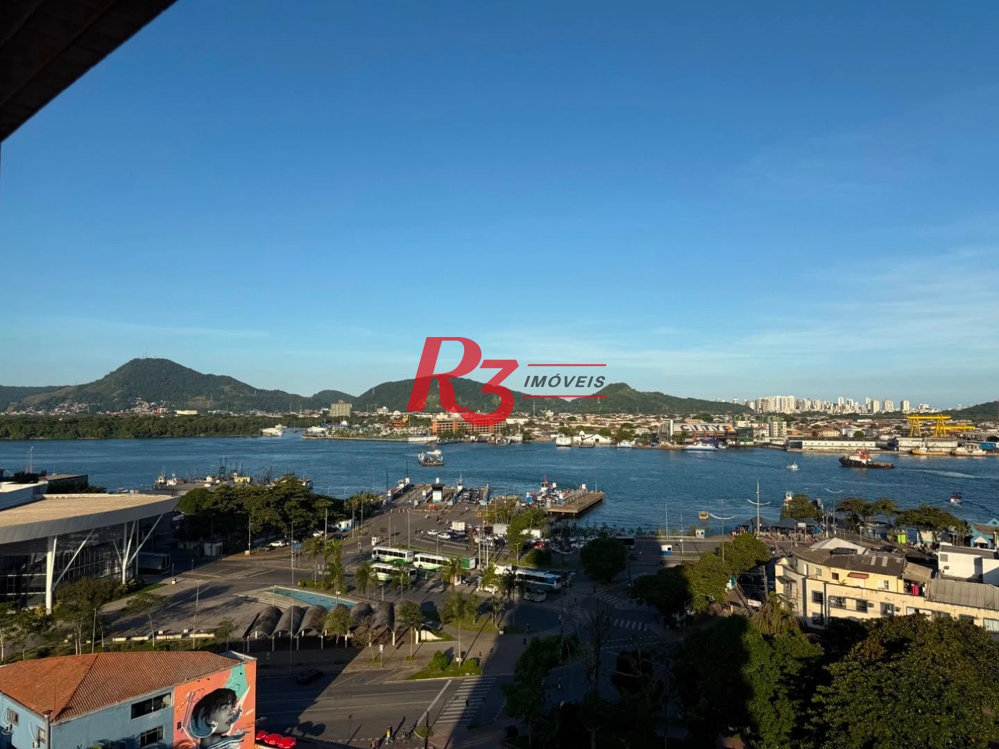 Apartamento com 2 dormitórios à venda, 65 m² por R$ 860.000,00 - Ponta da Praia - Santos/SP