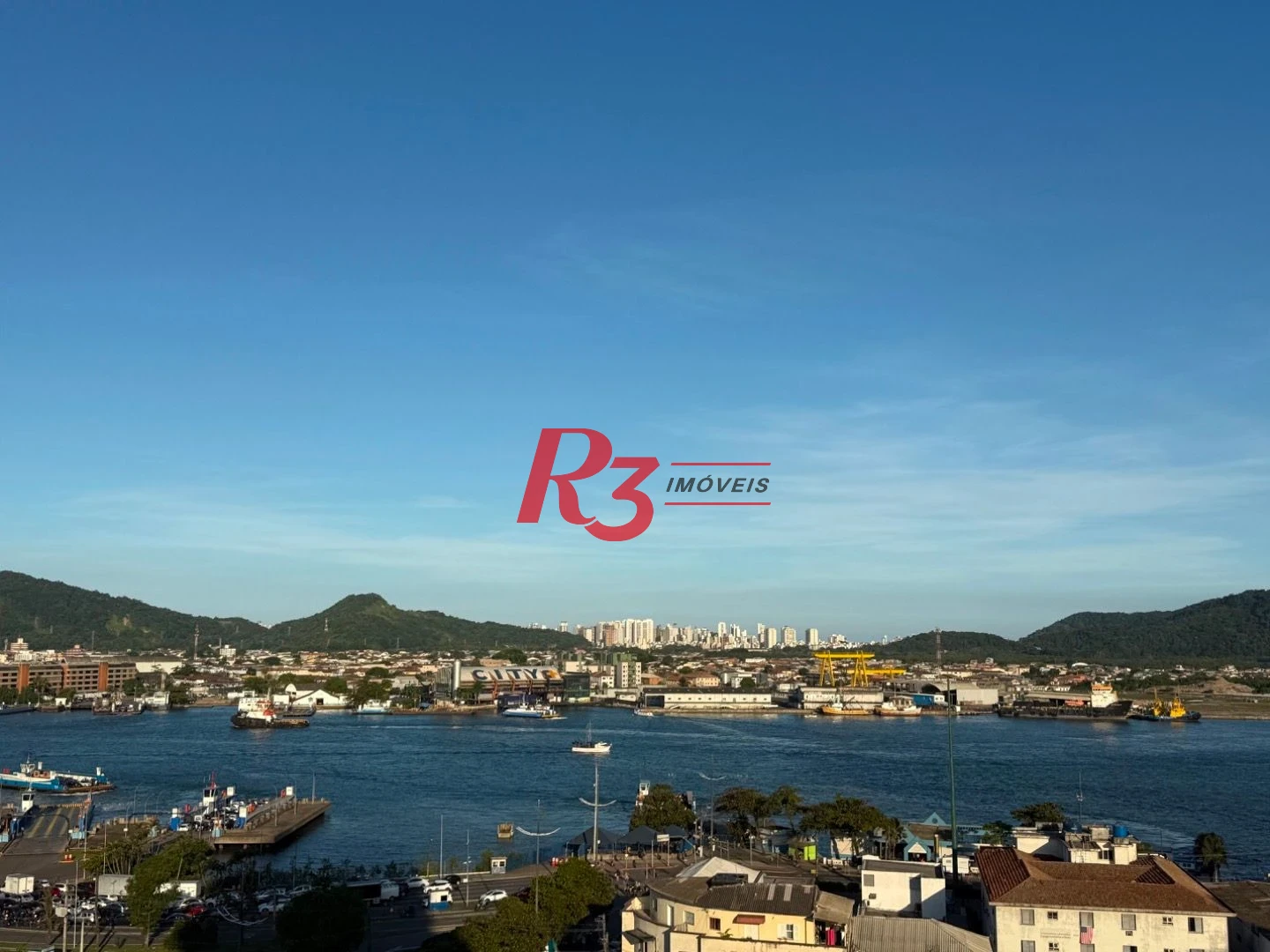 Apartamento com 2 dormitórios à venda, 65 m² por R$ 860.000,00 - Ponta da Praia - Santos/SP