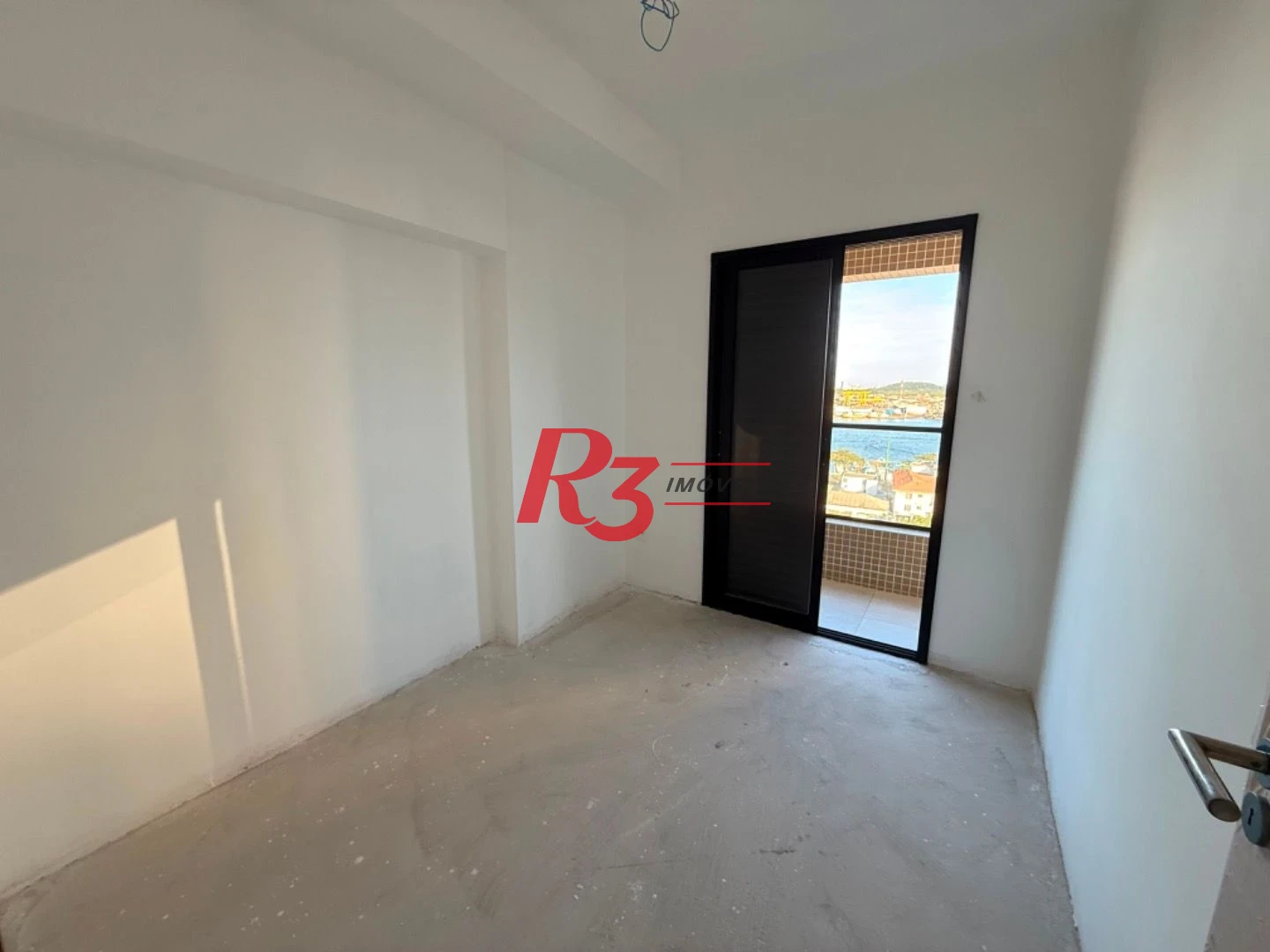 Apartamento com 2 dormitórios à venda, 65 m² por R$ 860.000,00 - Ponta da Praia - Santos/SP