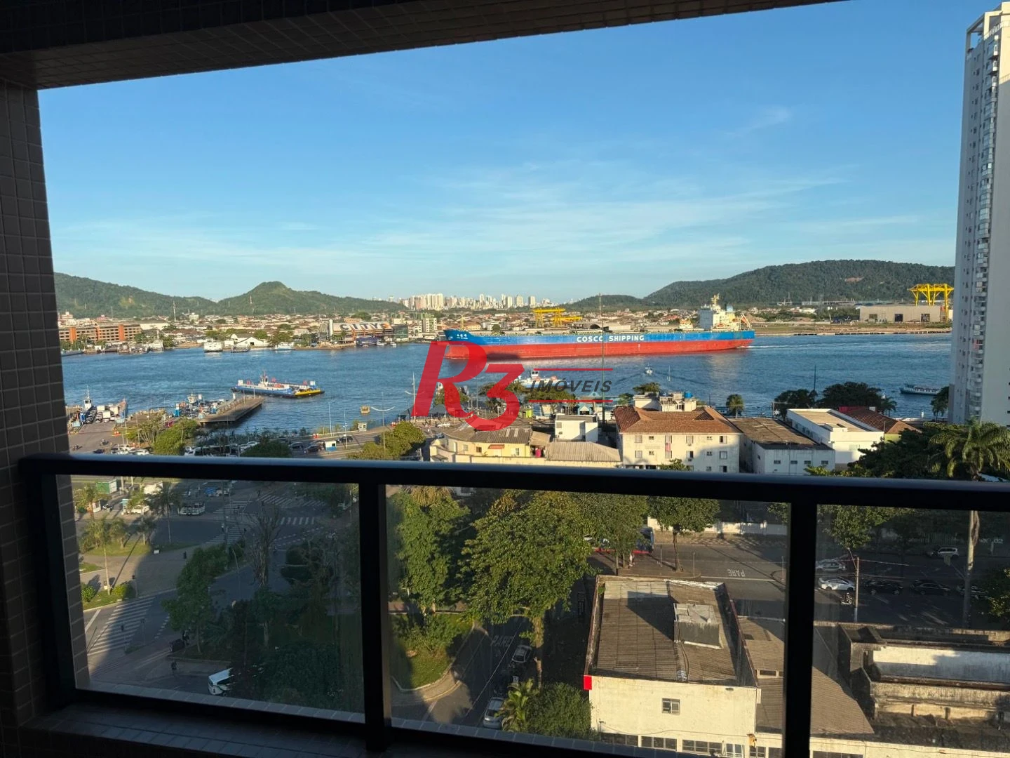 Apartamento com 2 dormitórios à venda, 65 m² por R$ 860.000,00 - Ponta da Praia - Santos/SP