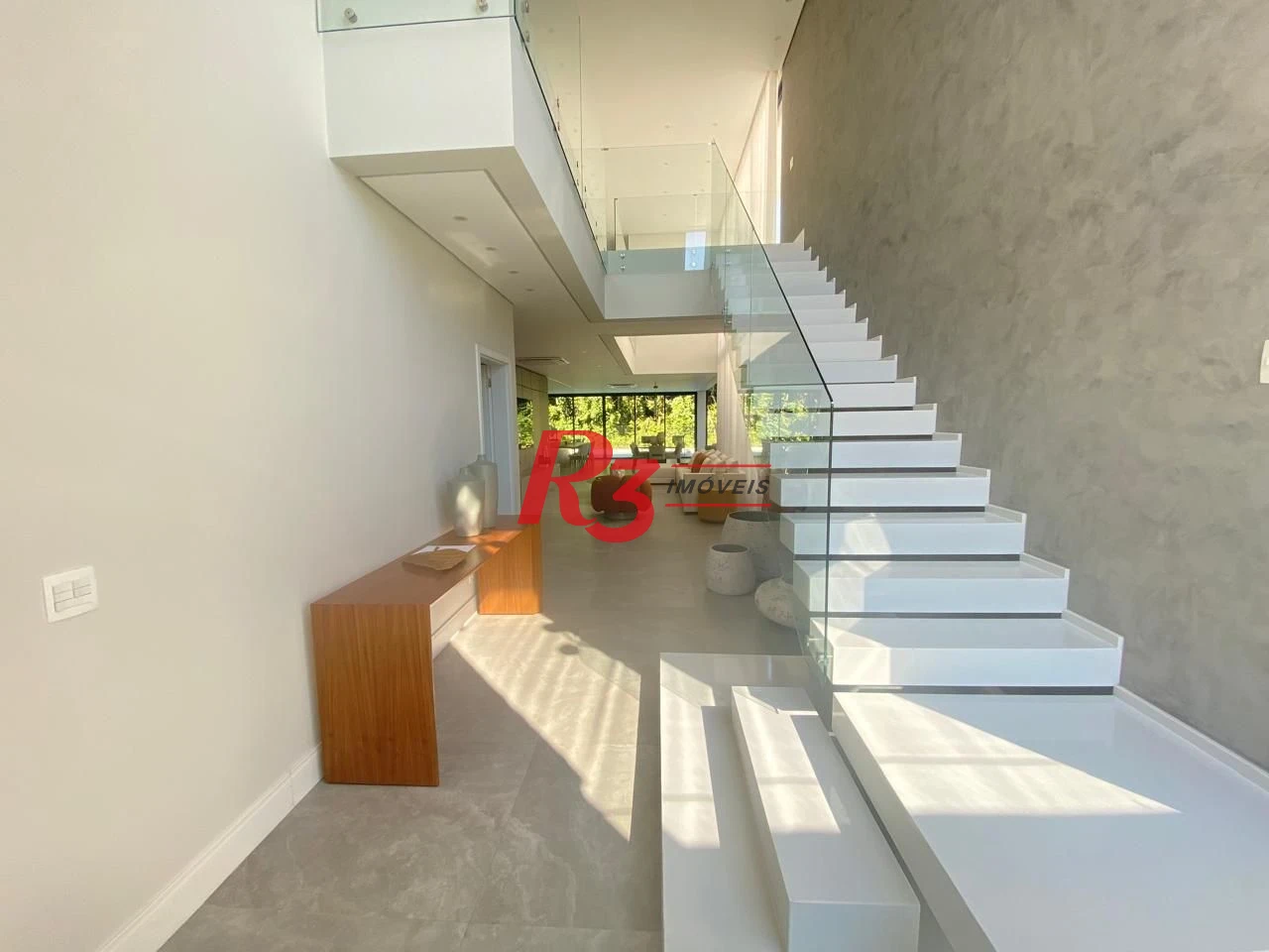 Casa Alto Padrão á venda 6 Suítes Piscina 6 VGS de Garagem Riviera de São Lourenço