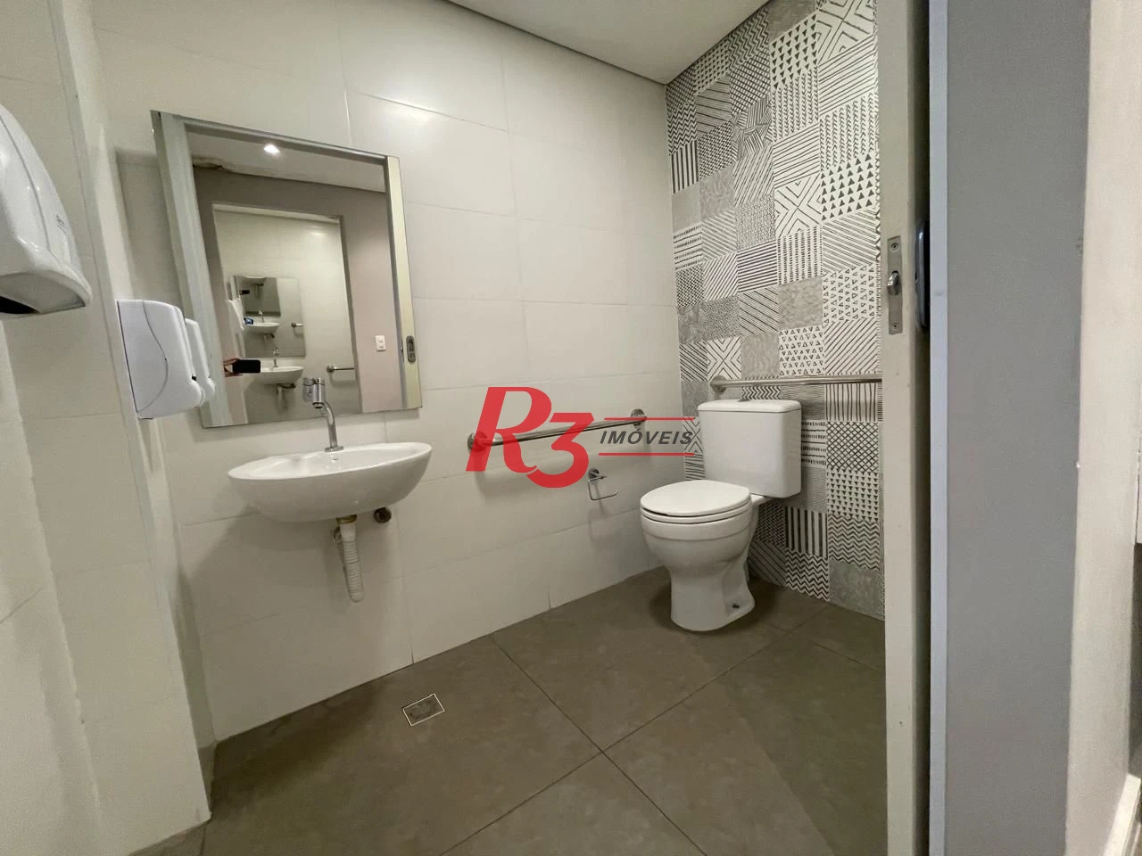 Loja para alugar, 195 m² por R$ 18.060,86/mês - Boqueirão - Santos/SP