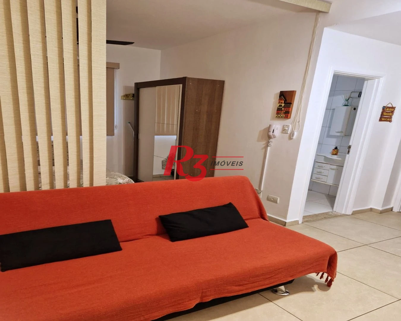 Kitnet com 1 dormitório para alugar, 38 m² por R$ 2.800,00/mês - Aparecida - Santos/SP