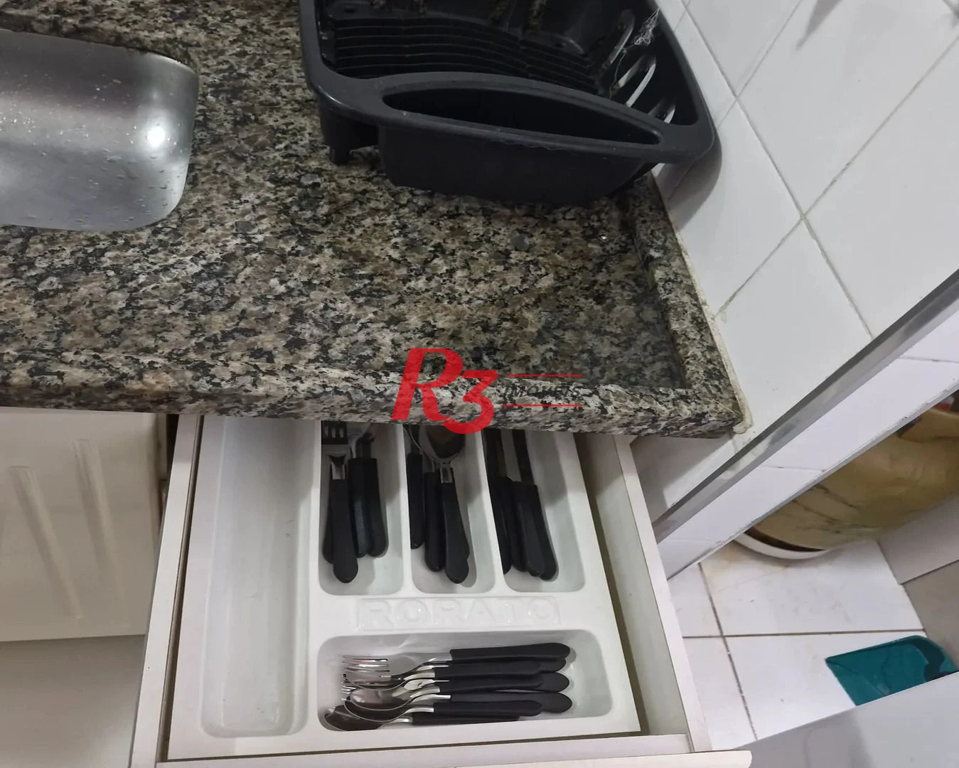 Kitnet com 1 dormitório para alugar, 38 m² por R$ 2.800,00/mês - Aparecida - Santos/SP
