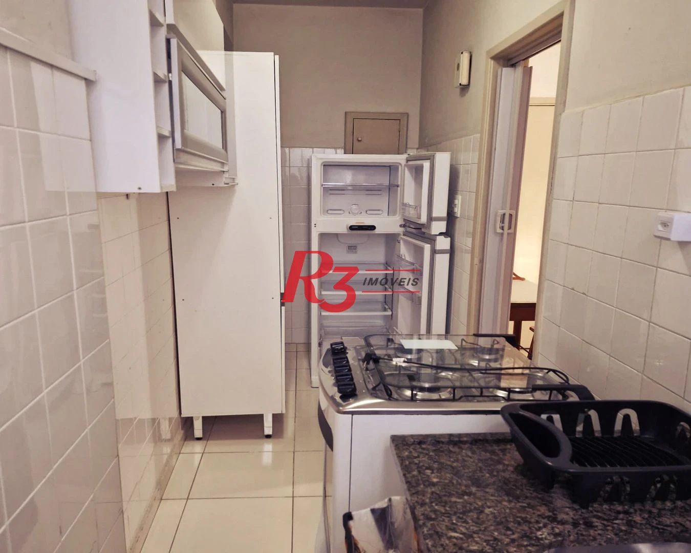Kitnet com 1 dormitório para alugar, 38 m² por R$ 2.800,00/mês - Aparecida - Santos/SP