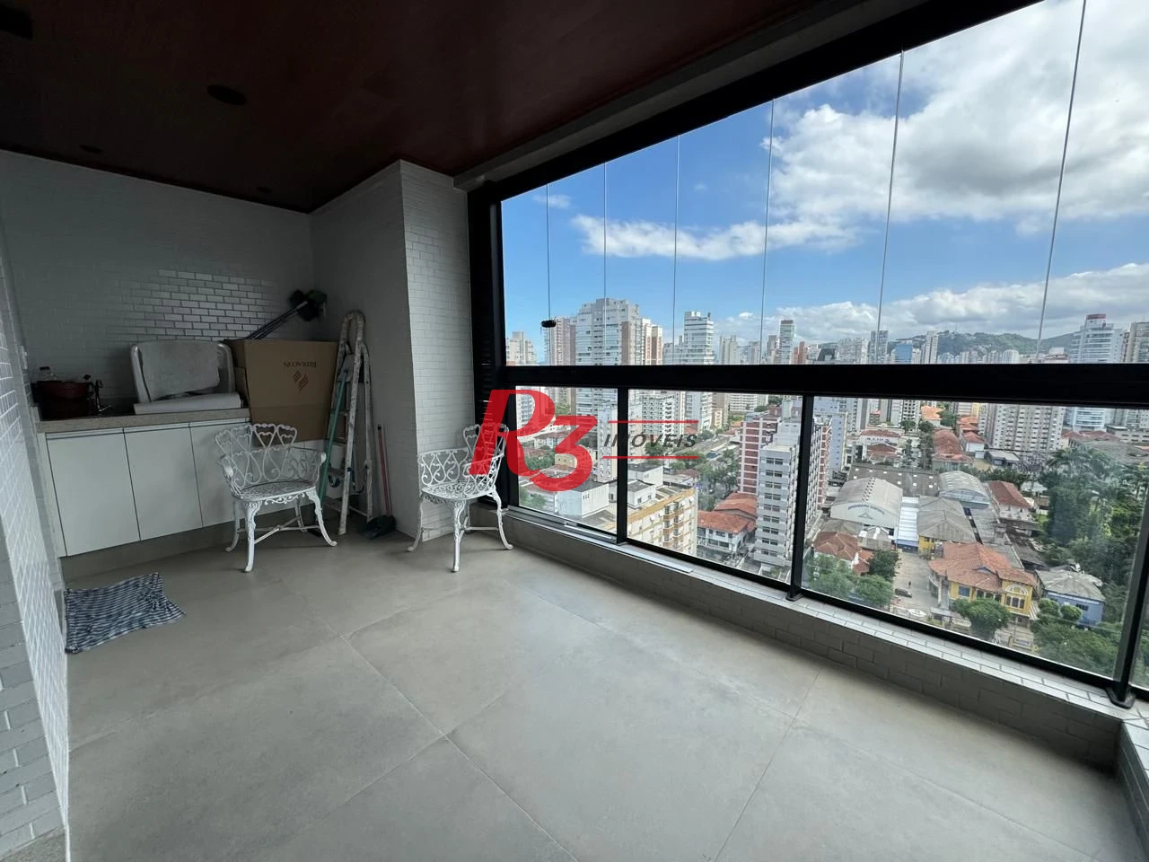 Apartamento com 1 suíte + lavabo para alugar, 54 m² por R$ 7.000/mês - Boqueirão - Santos/SP