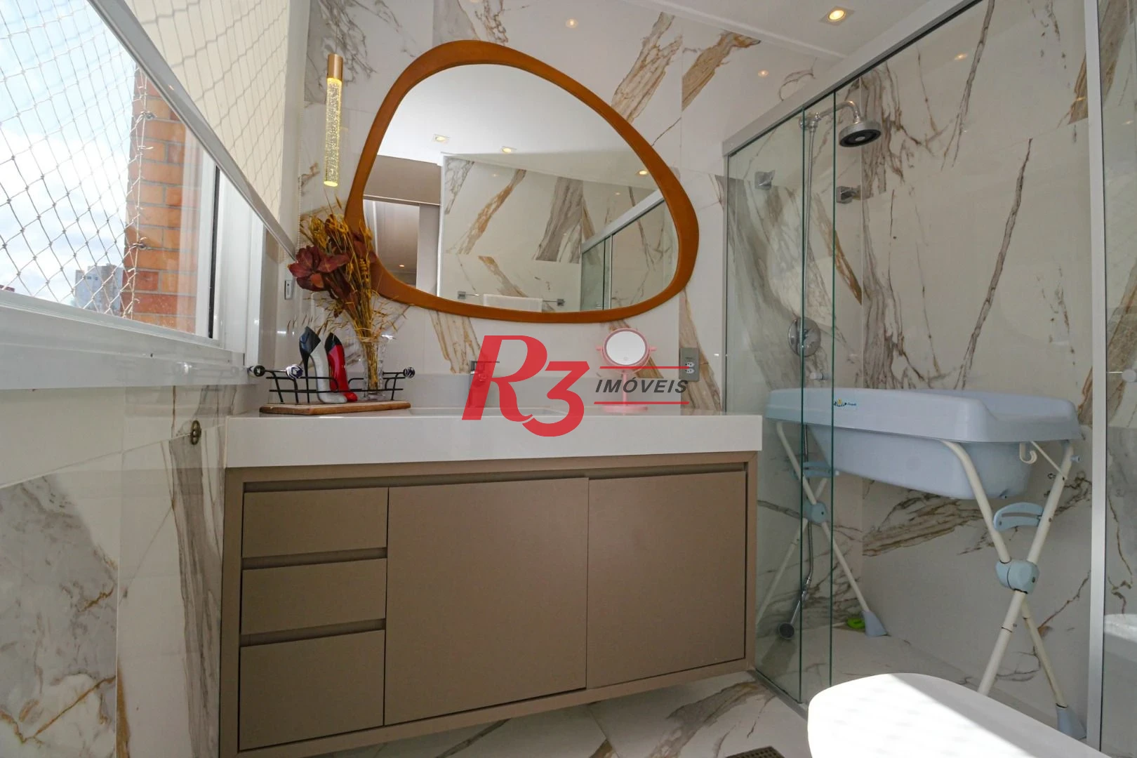 Apartamento Garden com 3 dormitórios à venda, 183 m² por R$ 2.900.000,00 - Gonzaga - Santos/SP