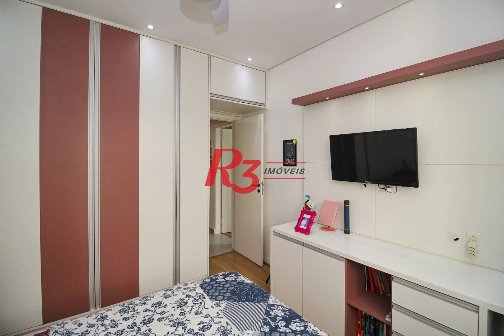 Apartamento com 3 dormitórios à venda, 97 m² por R$ 620.000,00 - José Menino - Santos/SP