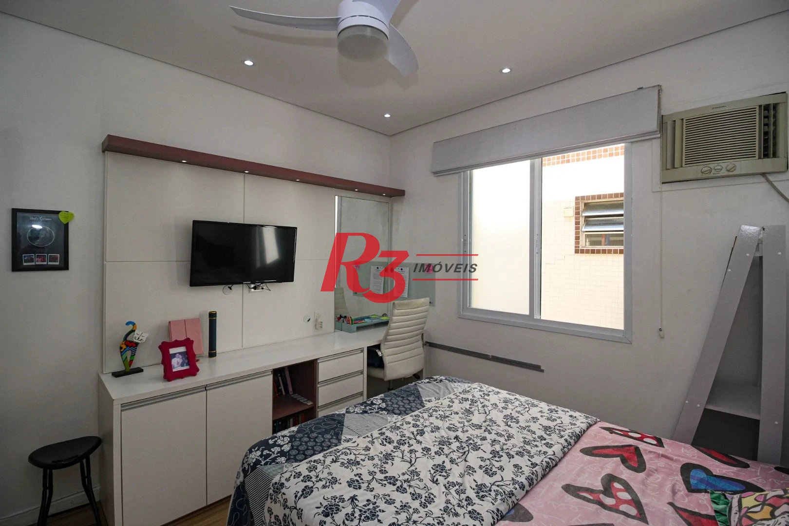 Apartamento com 3 dormitórios à venda, 97 m² por R$ 620.000,00 - José Menino - Santos/SP