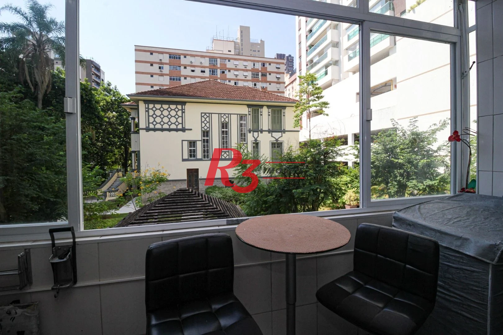 Apartamento com 3 dormitórios à venda, 97 m² por R$ 620.000,00 - José Menino - Santos/SP
