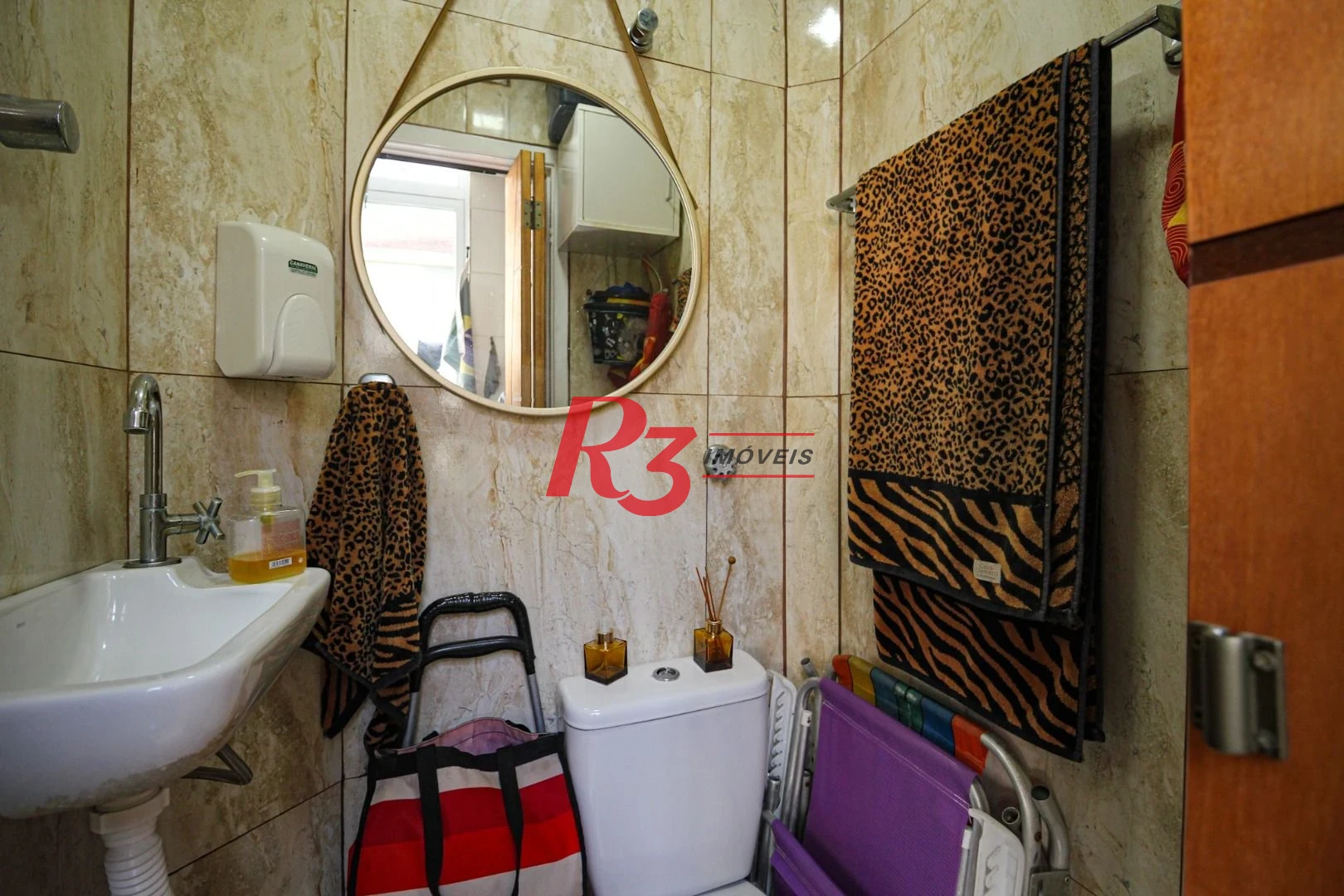 Apartamento com 3 dormitórios à venda, 97 m² por R$ 620.000,00 - José Menino - Santos/SP