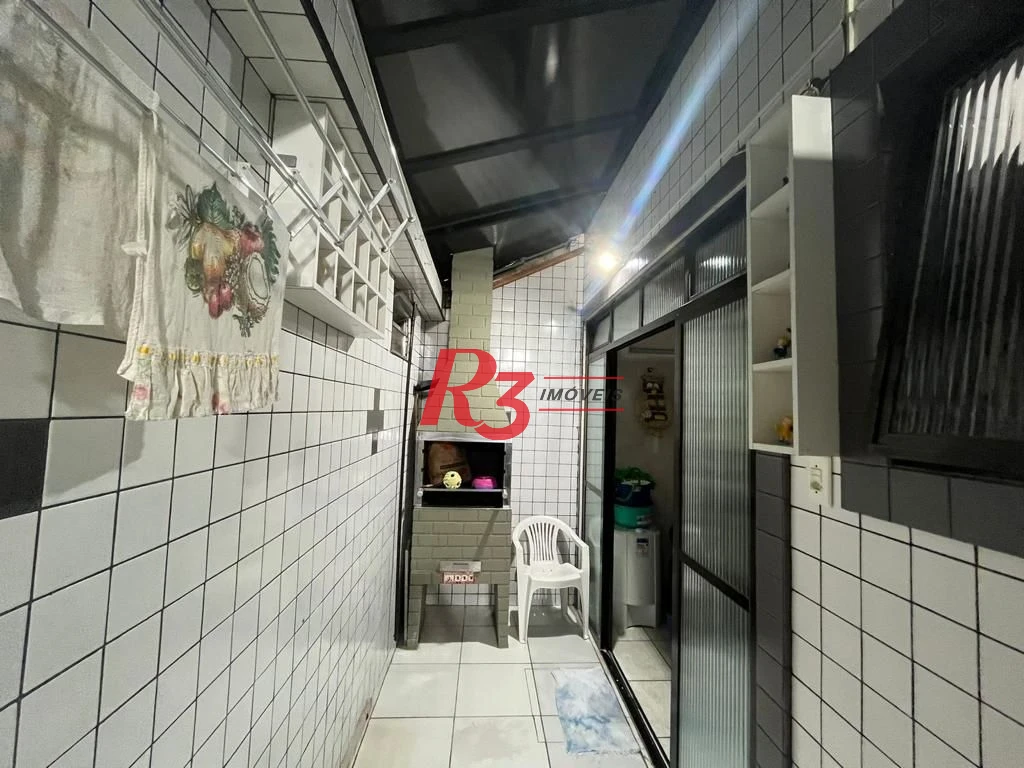 Village com 3 dormitórios à venda, 100 m² por R$ 350.000,00 - Vila Cascatinha - São Vicente/SP