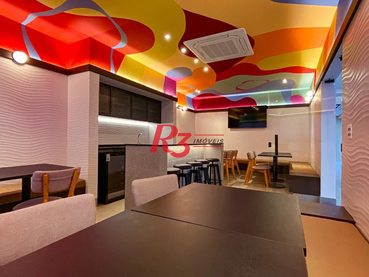 Apartamento com 2 dormitórios à venda, 75 m² por R$ 1.100.000,00 - José Menino - Santos/SP