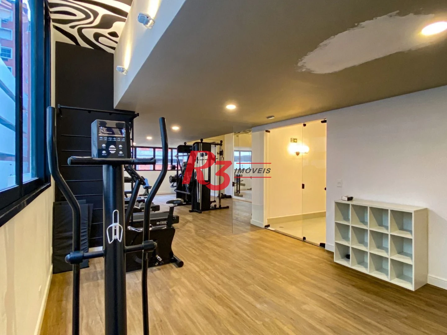 Apartamento com 2 dormitórios à venda, 75 m² por R$ 1.100.000,00 - José Menino - Santos/SP