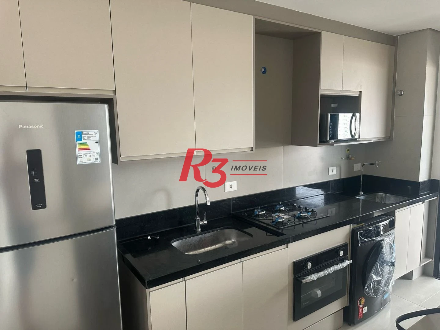 Apartamento com 2 dormitórios à venda, 75 m² por R$ 1.100.000,00 - José Menino - Santos/SP