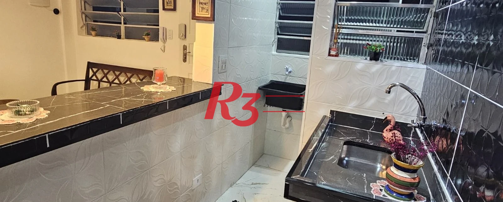 Apartamento com 1 dormitório à venda, 42 m² por R$ 400.000,00 - Gonzaga - Santos/SP