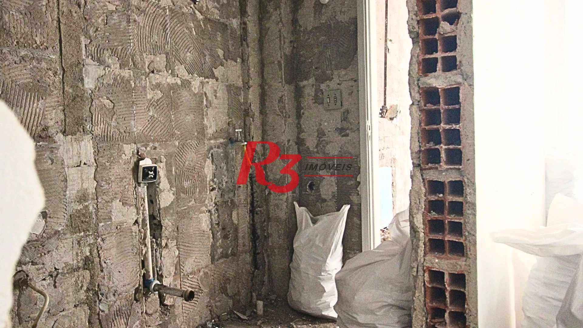 Apartamento com 1 dormitório à venda, 44 m² por R$ 400.000,00 - Ponta da Praia - Santos/SP