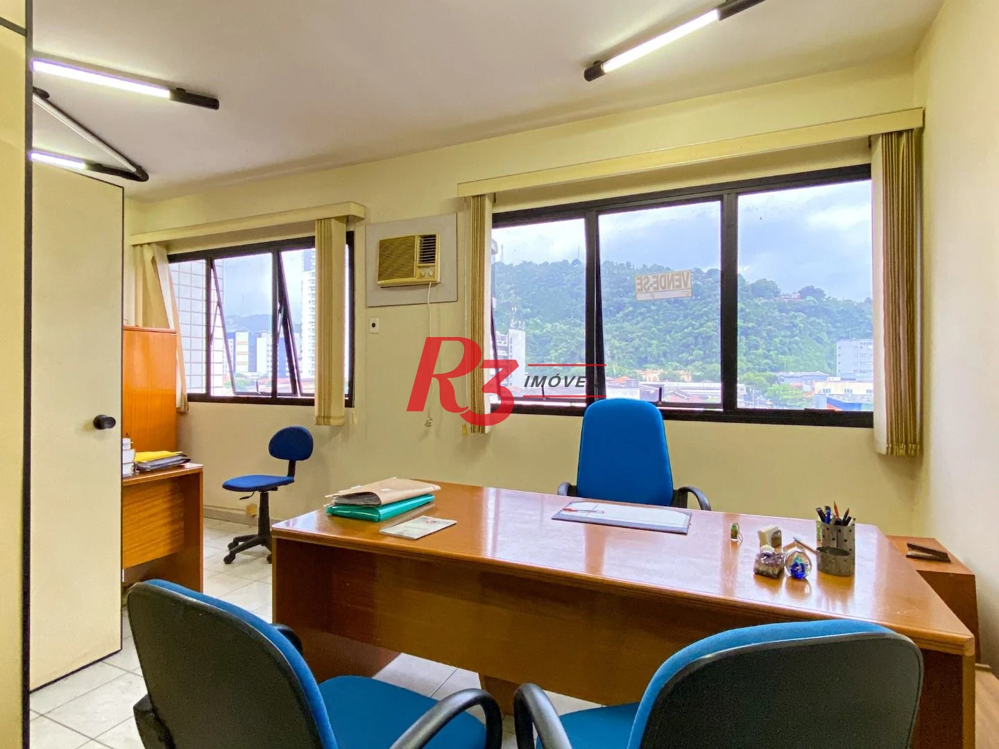 Sala à venda, 50 m² por R$ 350.000,00 - Vila Matias - Santos/SP