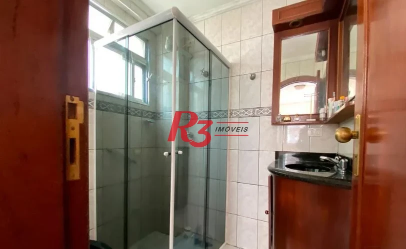 Apartamento á venda, 2 quartos, no Boqueirão em Santos SP