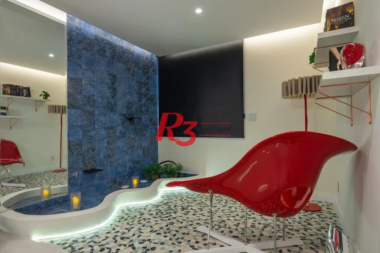 Apartamento Amplo com Design Premiado de Frente para o Mar no Gonzaga