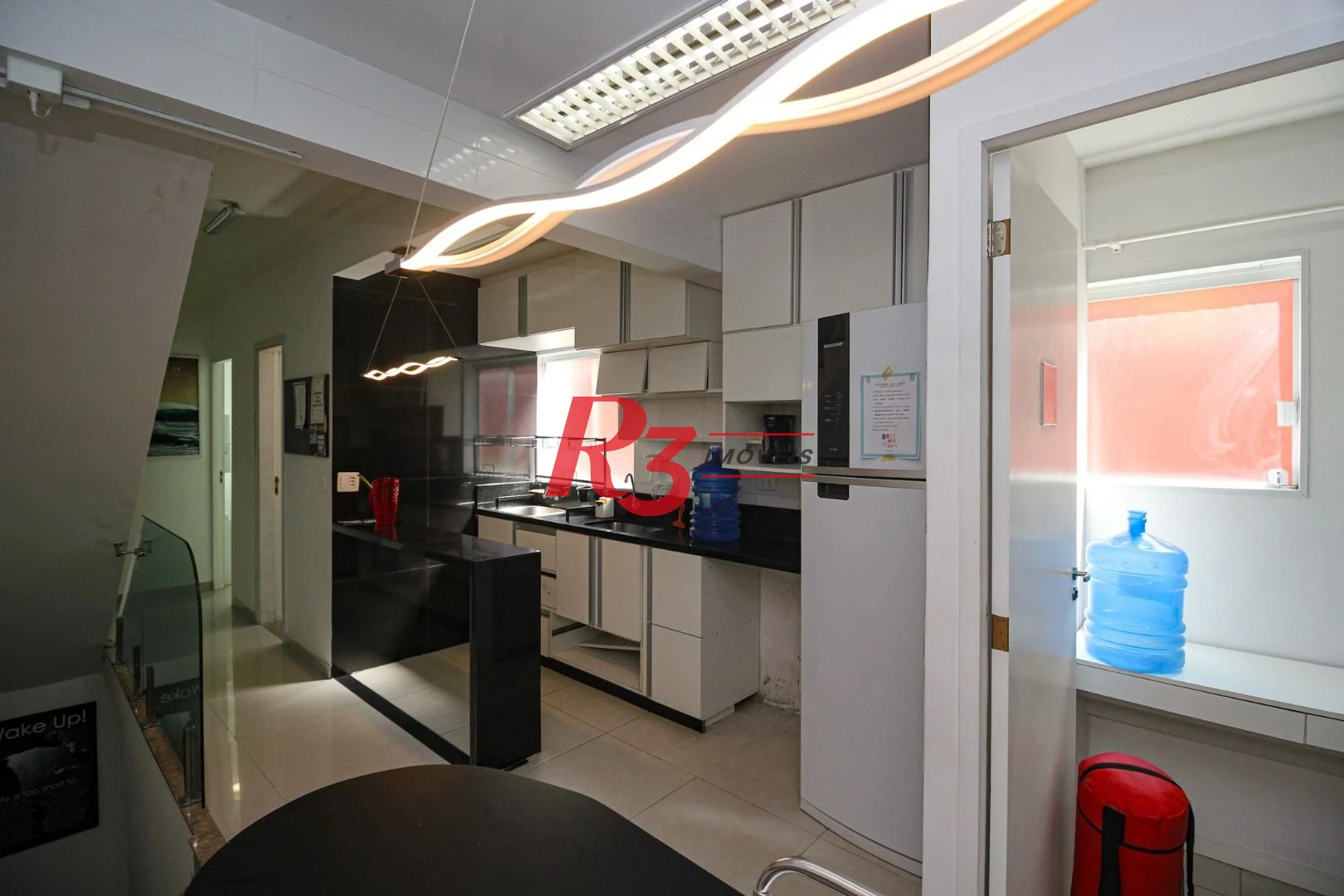 casa com 8 quartos ideal para hostel proximo as faculdades