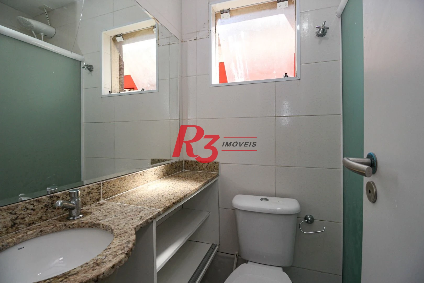 casa com 8 quartos ideal para hostel proximo as faculdades