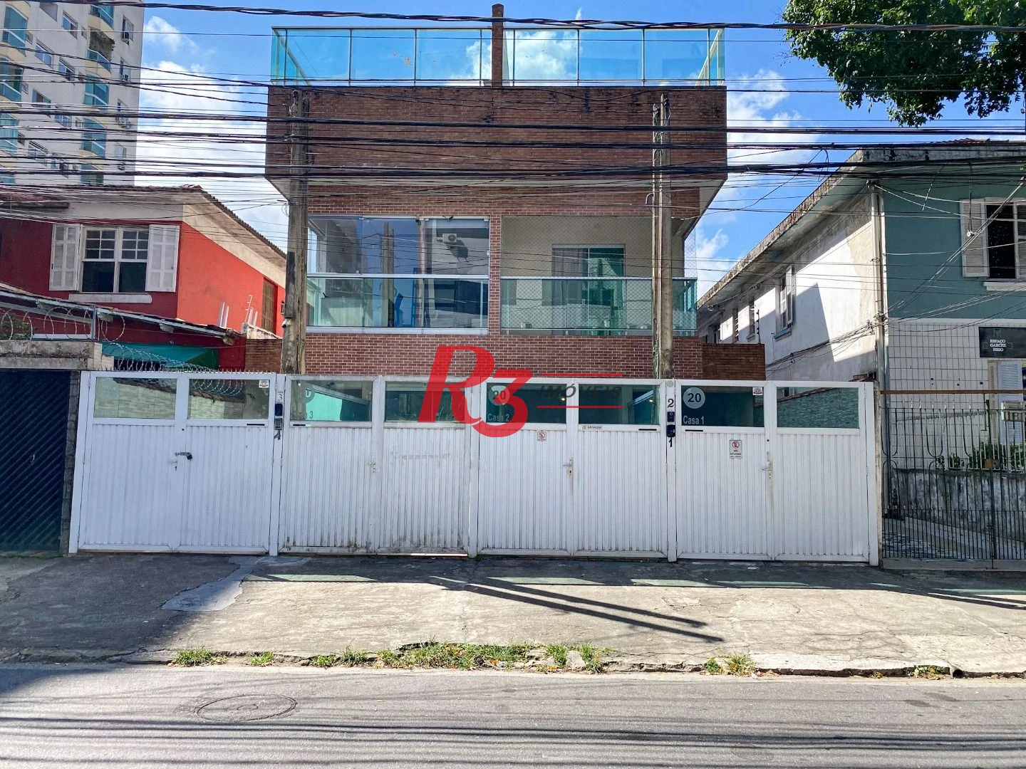 casa com 8 quartos ideal para hostel proximo as faculdades