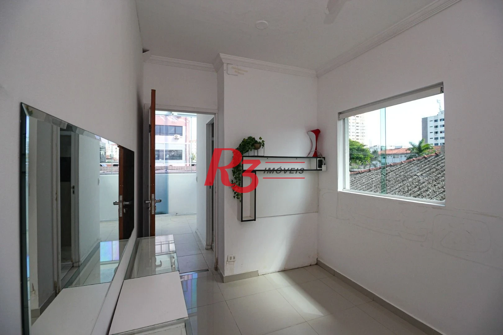 casa com 8 quartos ideal para hostel proximo as faculdades