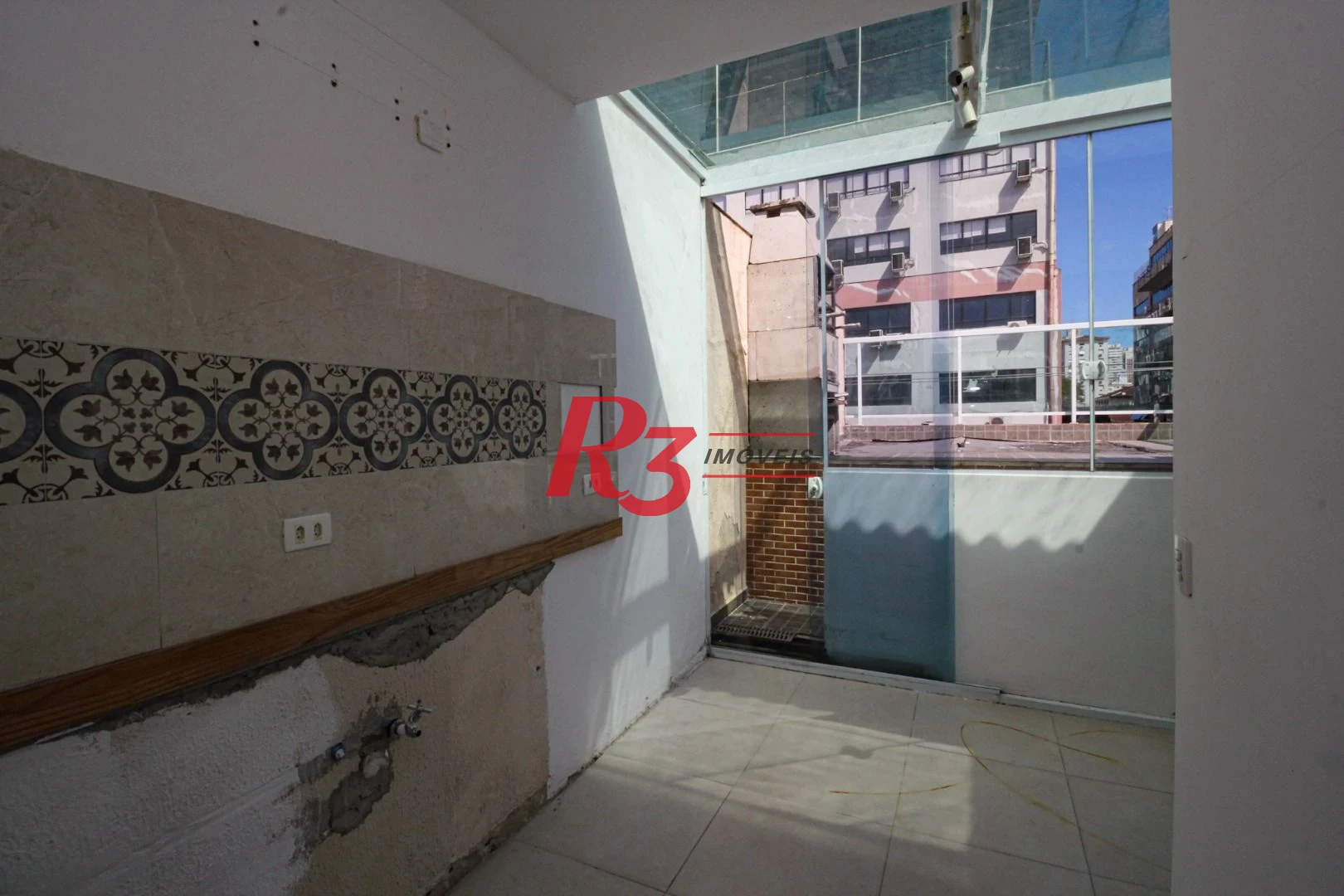 casa com 8 quartos ideal para hostel proximo as faculdades