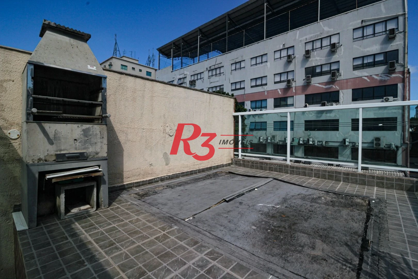 casa com 8 quartos ideal para hostel proximo as faculdades