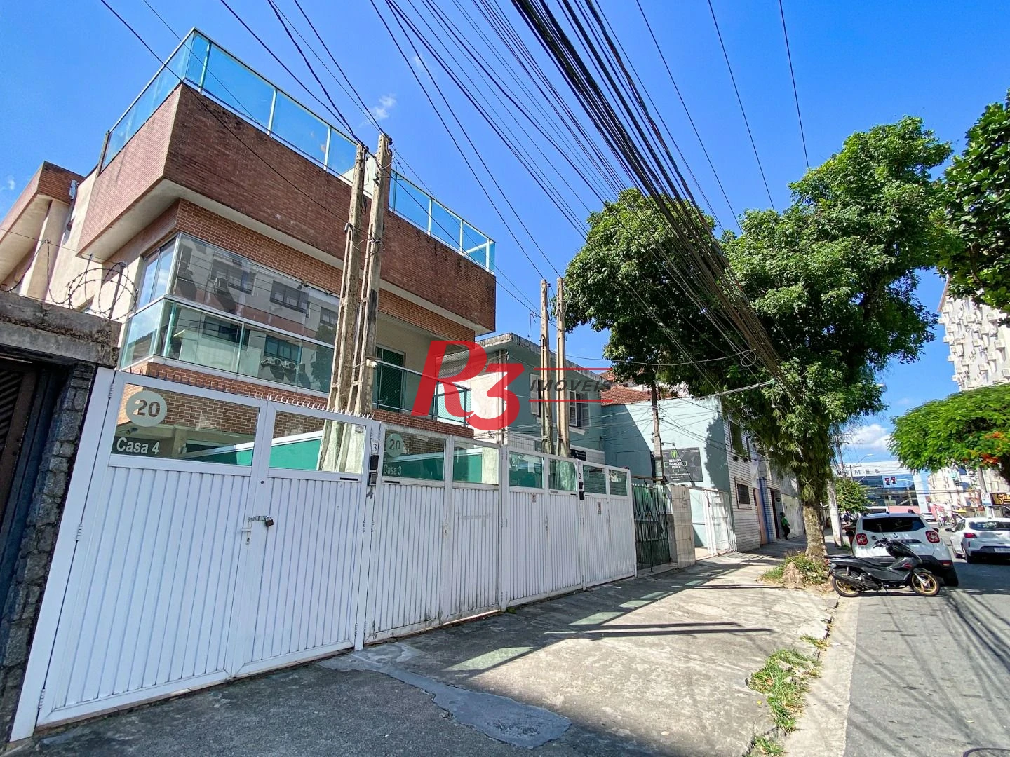 casa com 8 quartos ideal para hostel proximo as faculdades