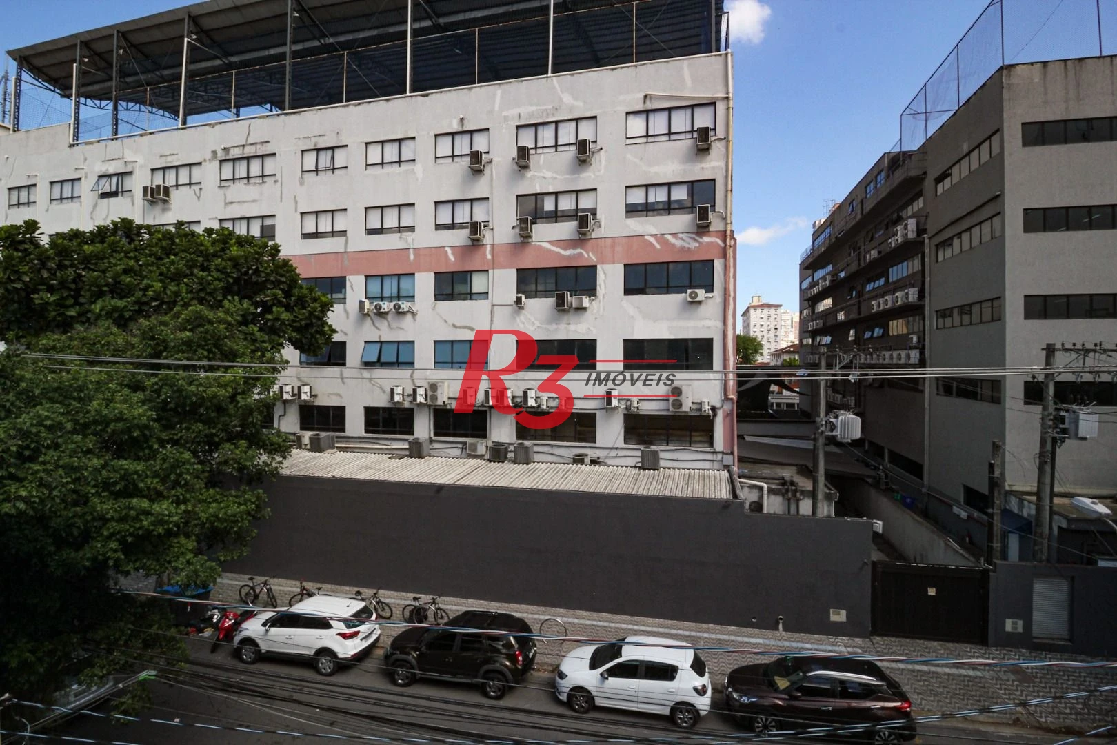 casa com 8 quartos ideal para hostel proximo as faculdades