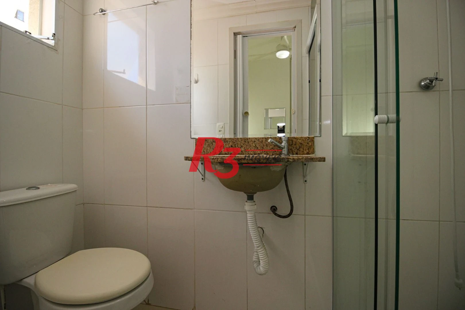 casa com 8 quartos ideal para hostel proximo as faculdades