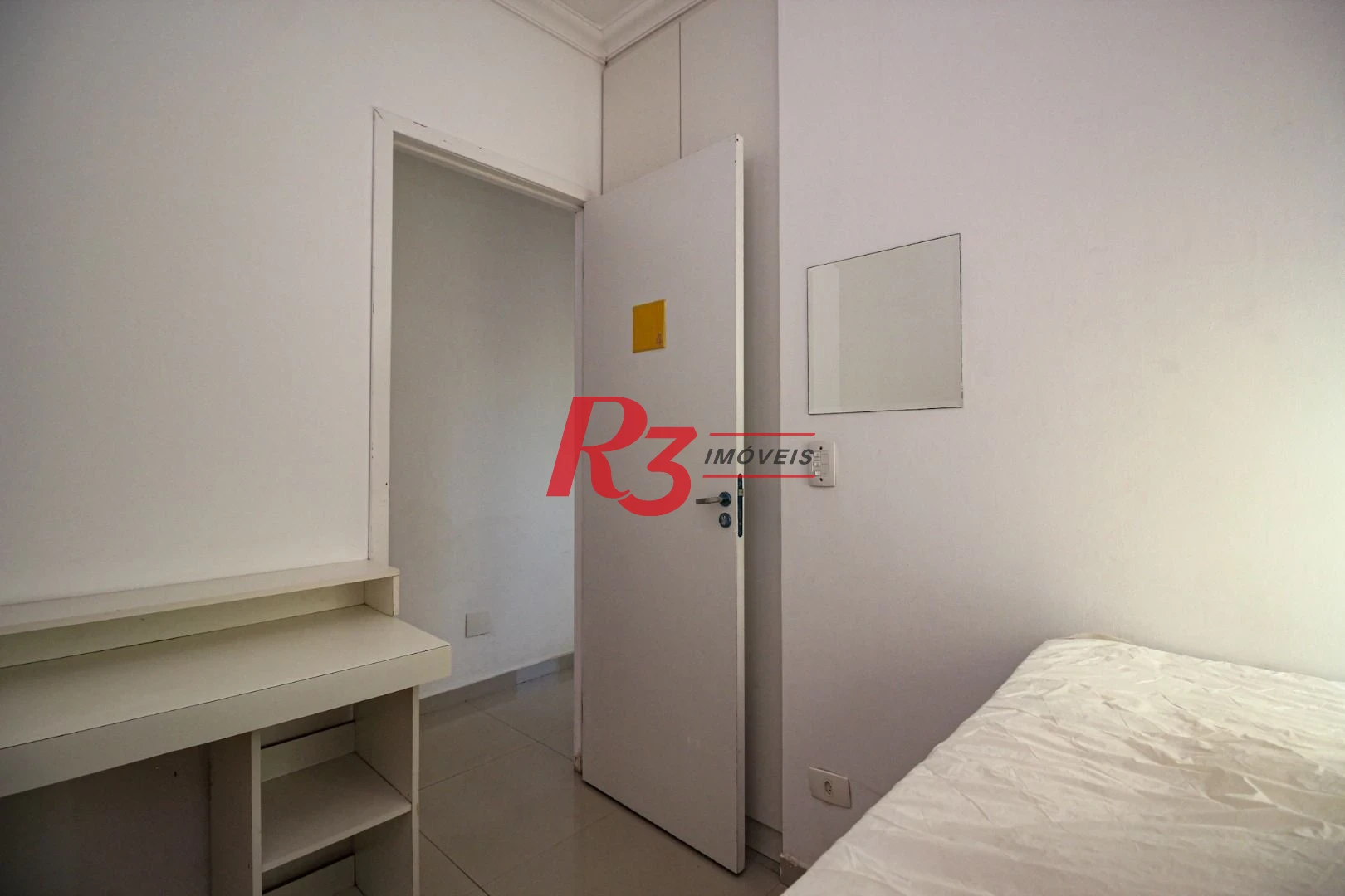 casa com 8 quartos ideal para hostel proximo as faculdades