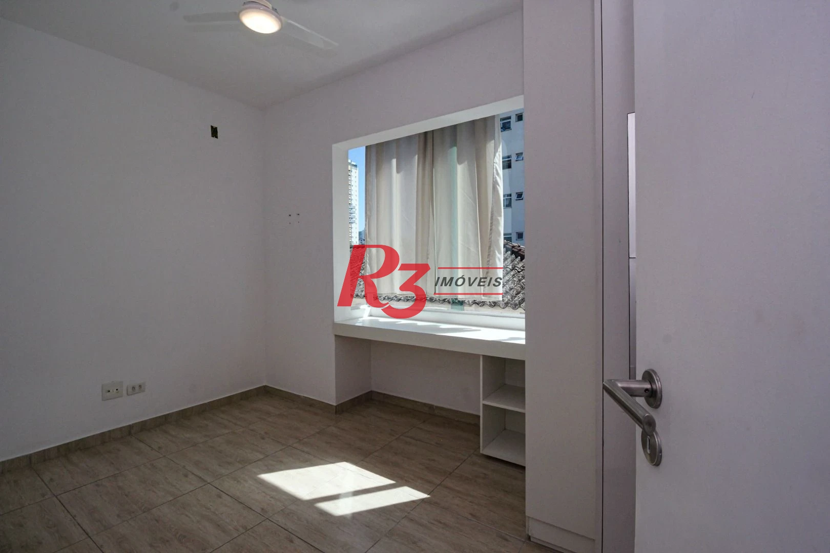 casa com 8 quartos ideal para hostel proximo as faculdades